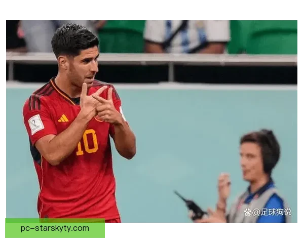 费兰童年院子练球狗当防守队员