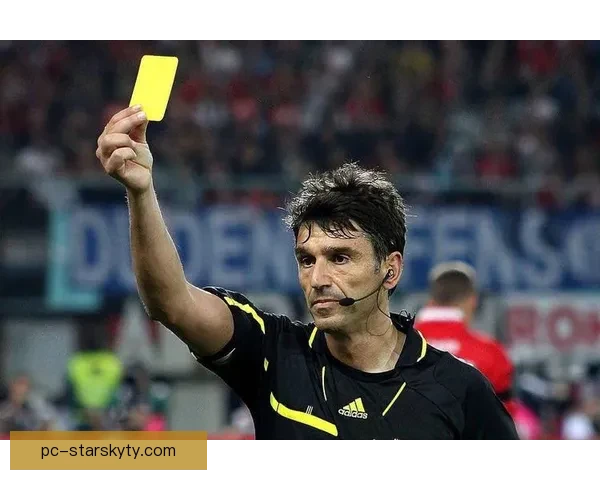 卡卢卢红牌难撤唯有主席特赦